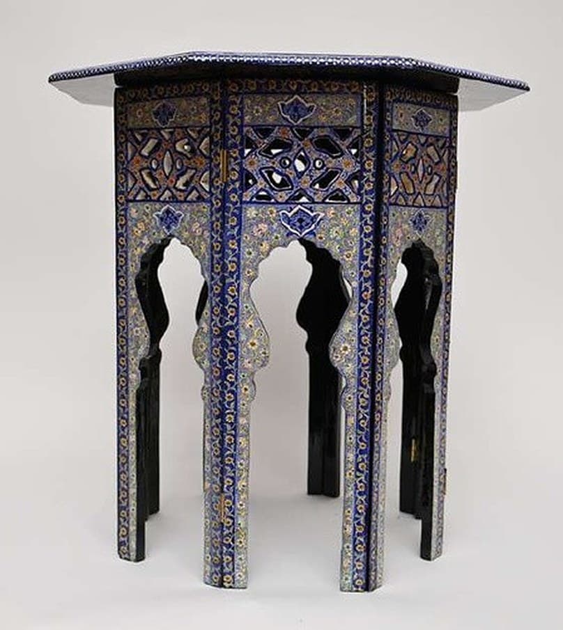 Octagonal Carpet Table — Persian carpet design